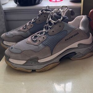 Balenciaga Men's Gray and Cream Sneakers